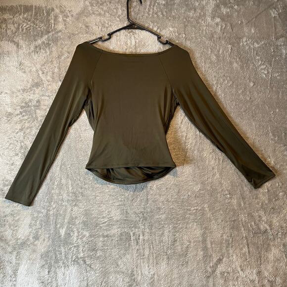 Express Body Contour Surplice V-Neck Ruched Shirt Size Medium Olive Green New - Picture 6 of 7